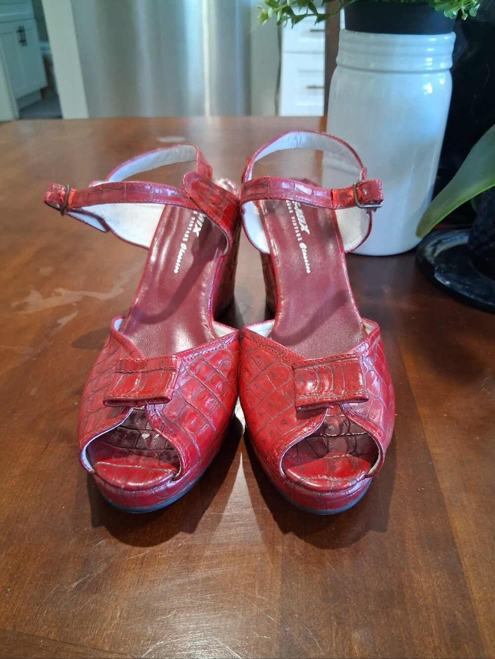 Re-mix Vintage Wedge Hills
